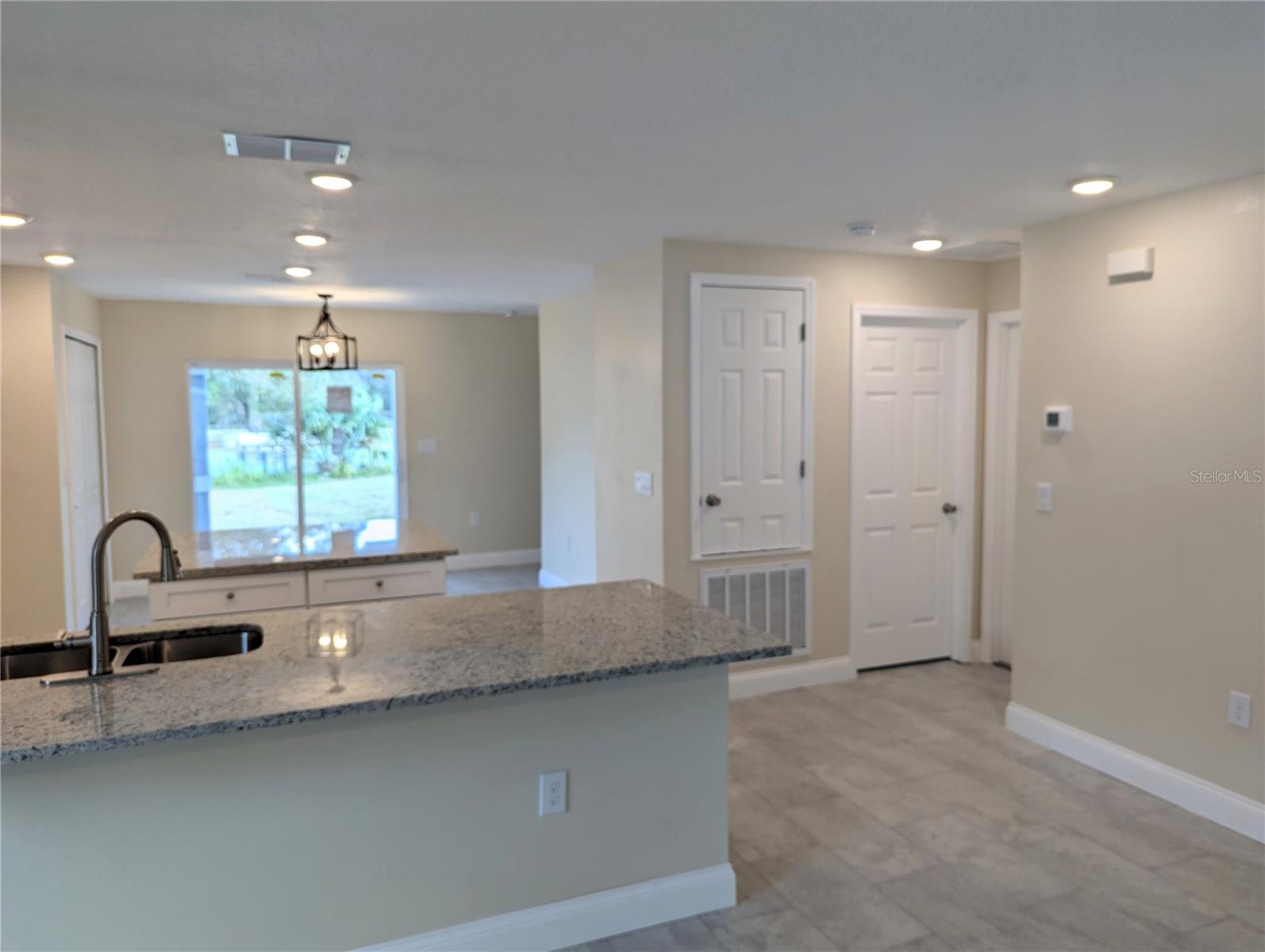 6929 CENTRAL AVE, MULBERRY, FL, 33860