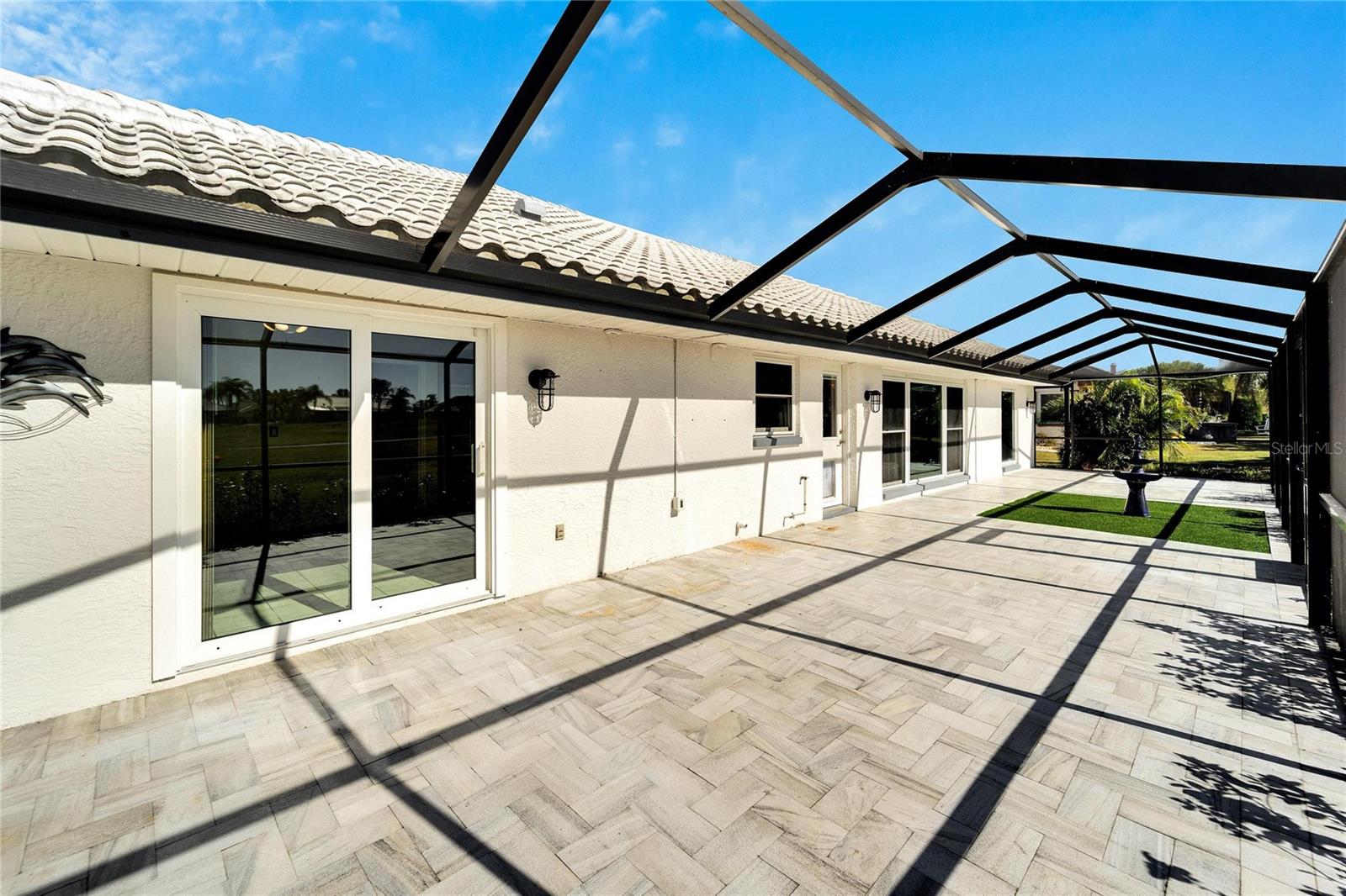 1906 WOLF LAUREL DR, SUN CITY CENTER, FL, 33573