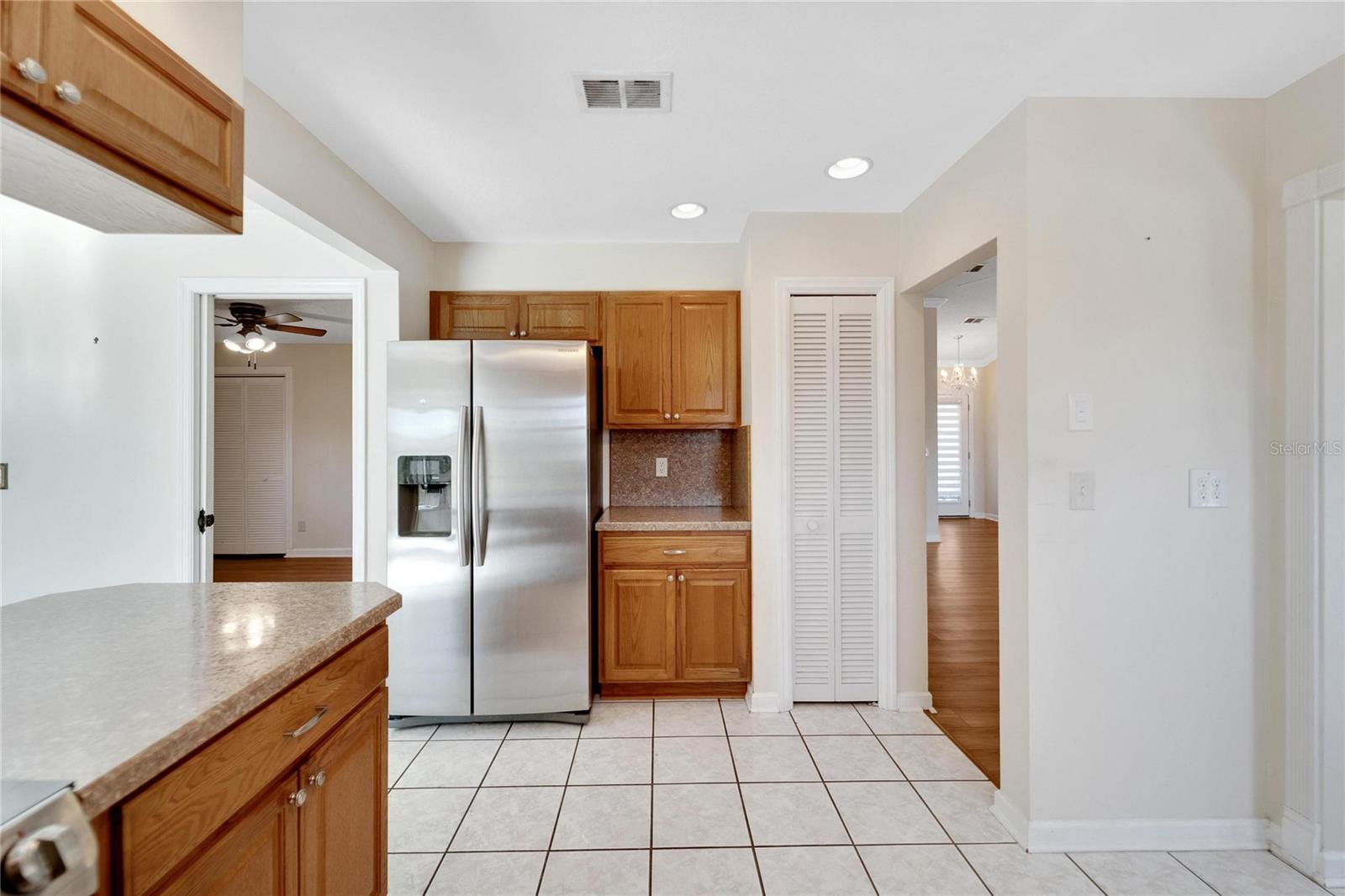 1906 WOLF LAUREL DR, SUN CITY CENTER, FL, 33573