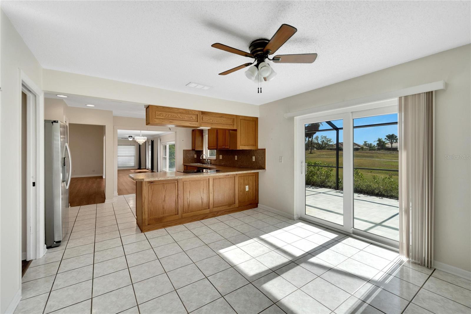 1906 WOLF LAUREL DR, SUN CITY CENTER, FL, 33573