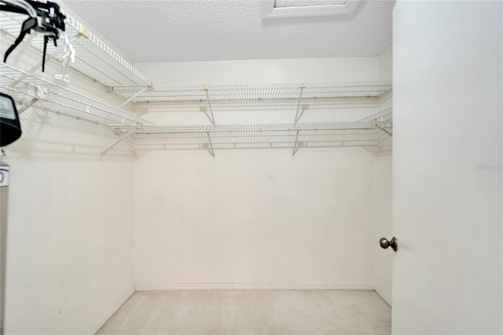 1906 WOLF LAUREL DR, SUN CITY CENTER, FL, 33573