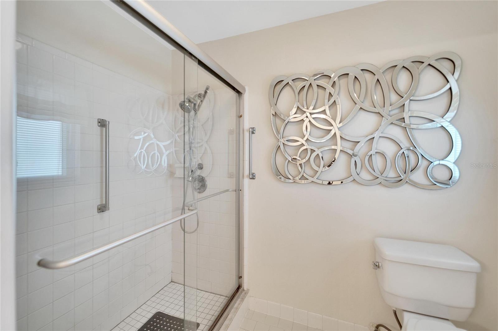 1906 WOLF LAUREL DR, SUN CITY CENTER, FL, 33573