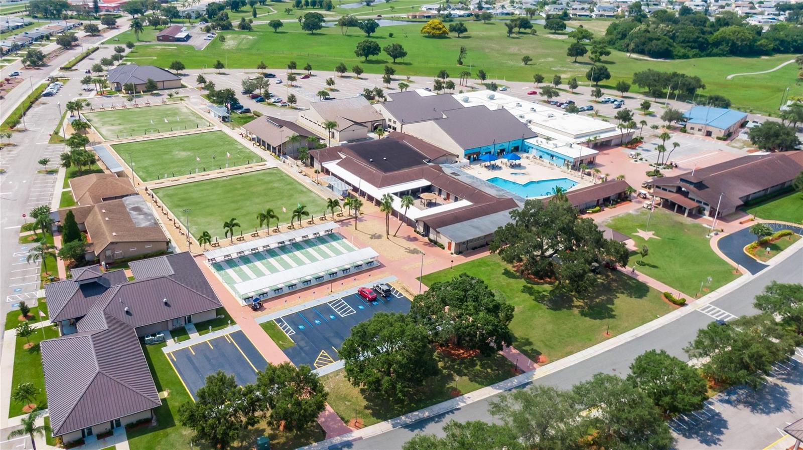 1906 WOLF LAUREL DR, SUN CITY CENTER, FL, 33573