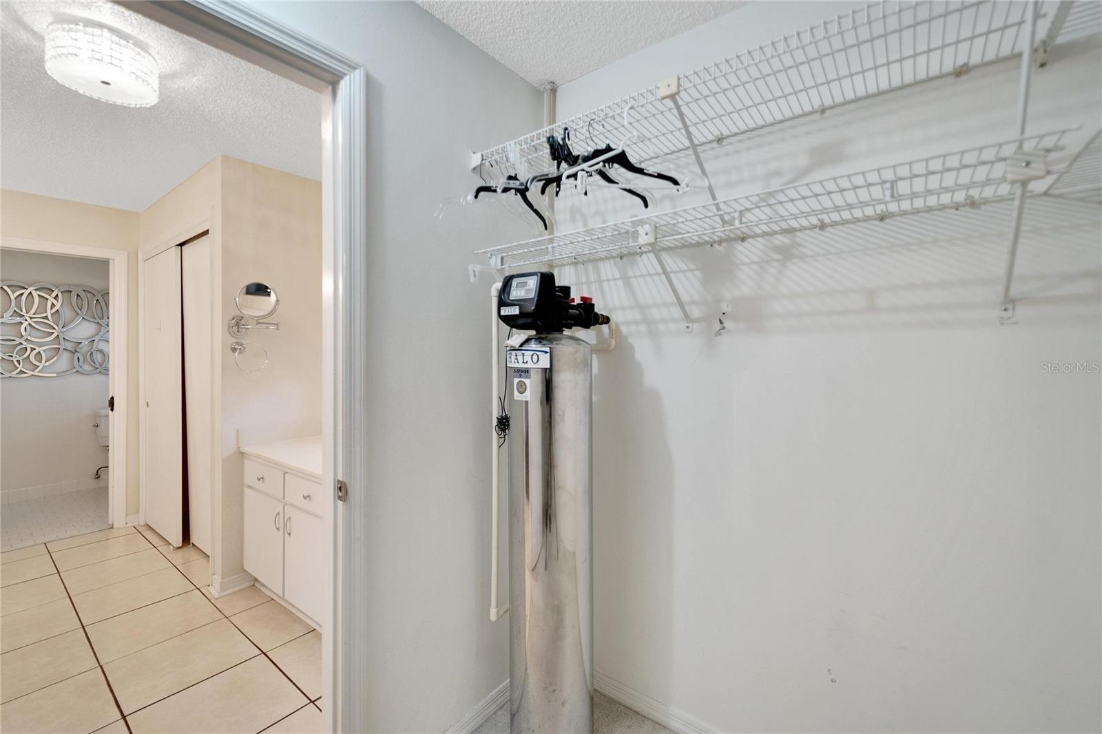 1906 WOLF LAUREL DR, SUN CITY CENTER, FL, 33573