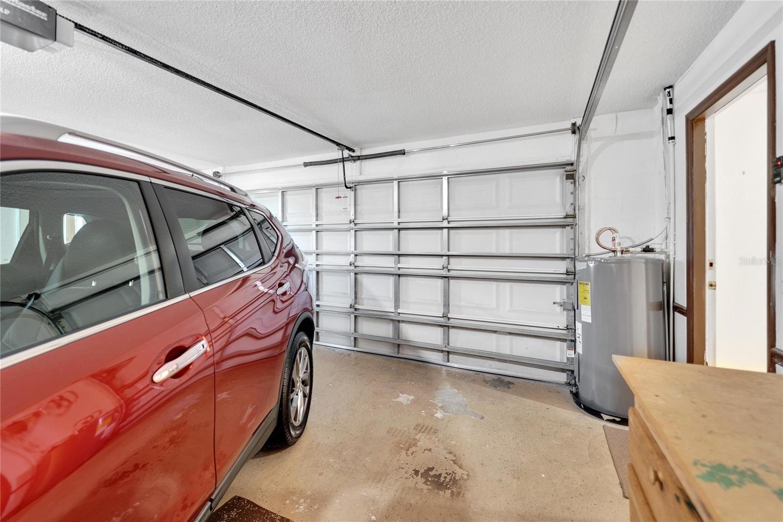 1906 WOLF LAUREL DR, SUN CITY CENTER, FL, 33573