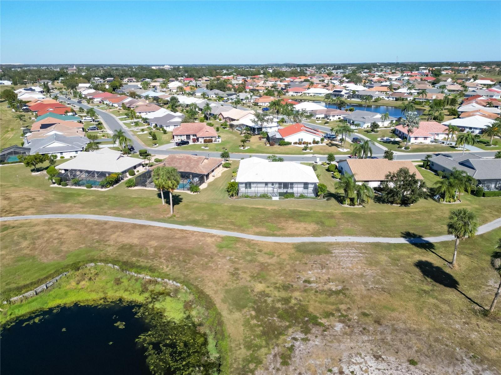 1906 WOLF LAUREL DR, SUN CITY CENTER, FL, 33573