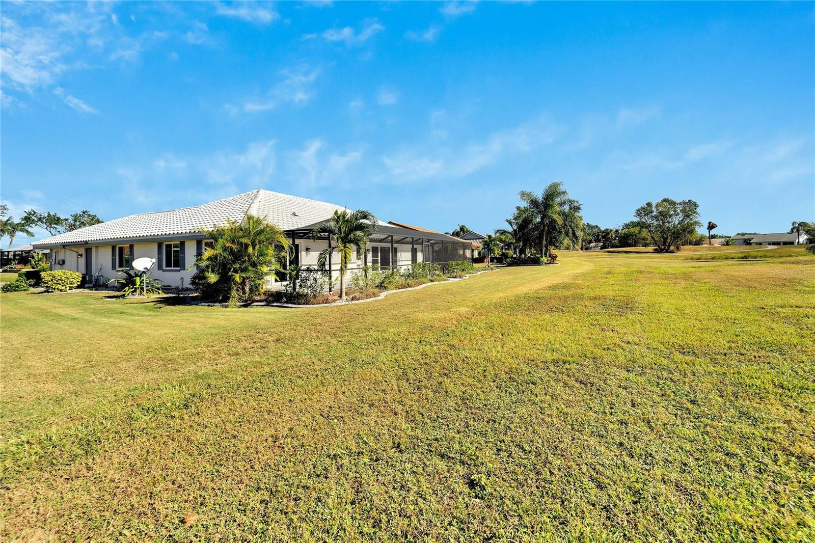 1906 WOLF LAUREL DR, SUN CITY CENTER, FL, 33573