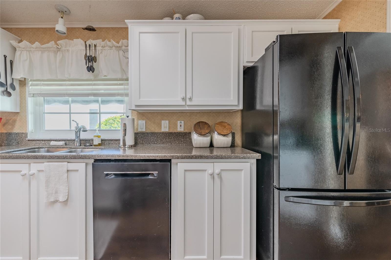 705 CHARTER LN, EDGEWATER, FL, 32141