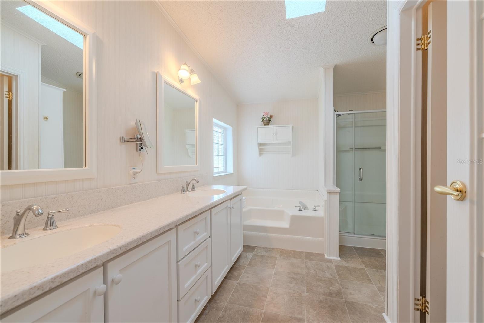 705 CHARTER LN, EDGEWATER, FL, 32141