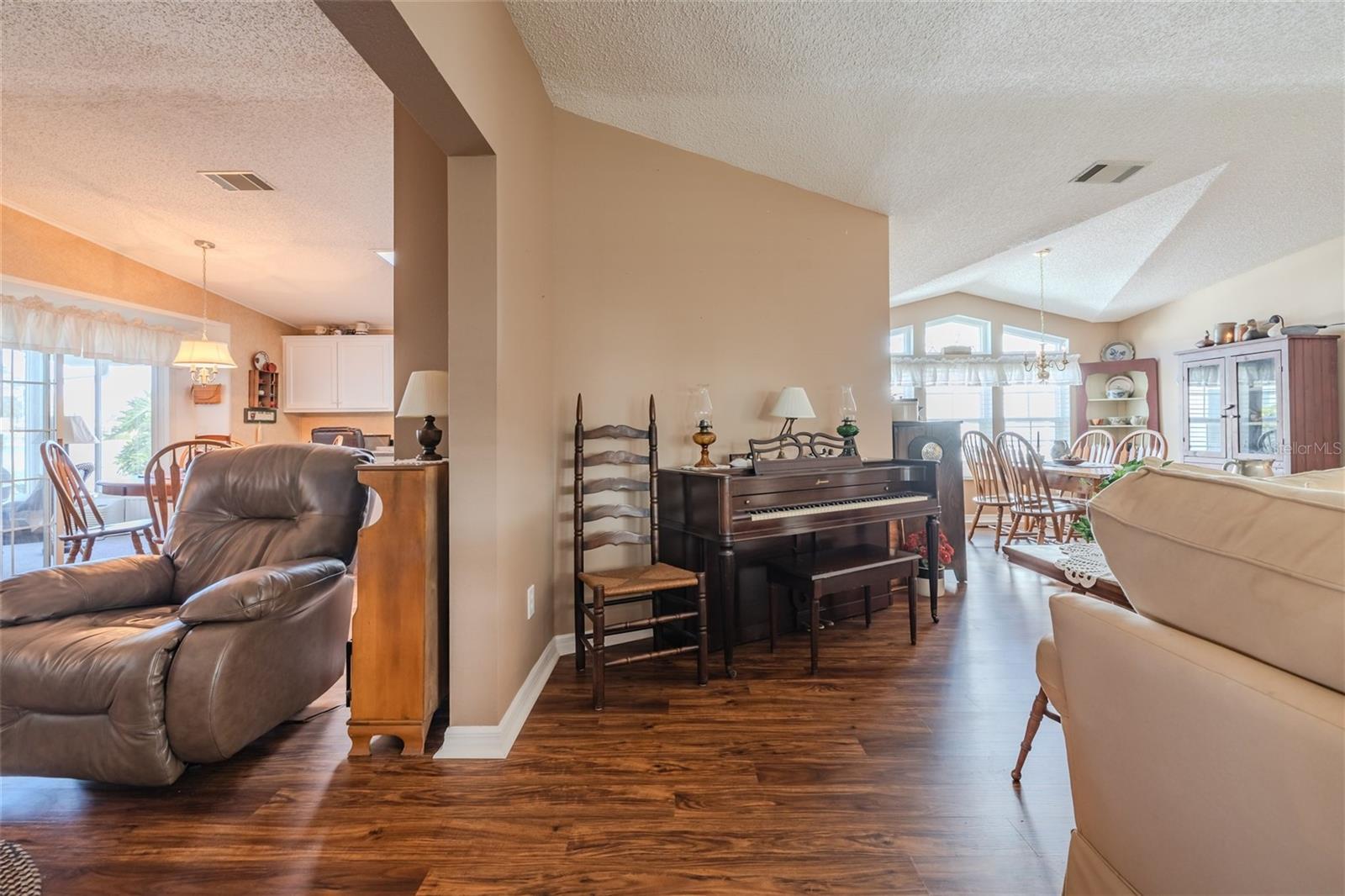 705 CHARTER LN, EDGEWATER, FL, 32141