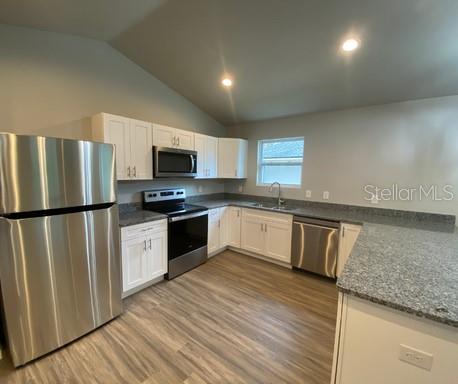 23215 RAILROAD AVE, HIGH SPRINGS, FL, 32643