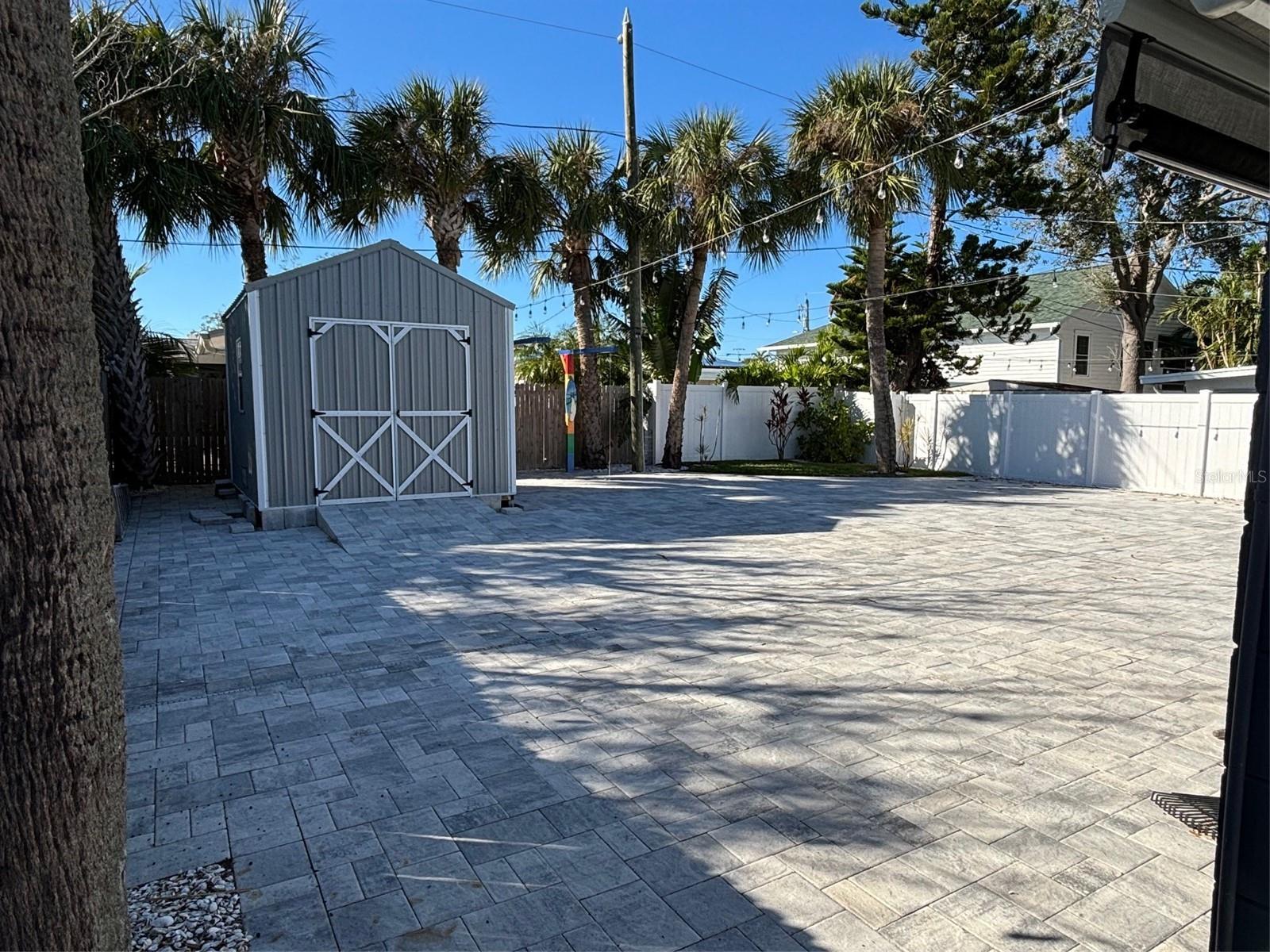 1206 BAY SHORE BLVD, INDIAN ROCKS BEACH, FL, 33785