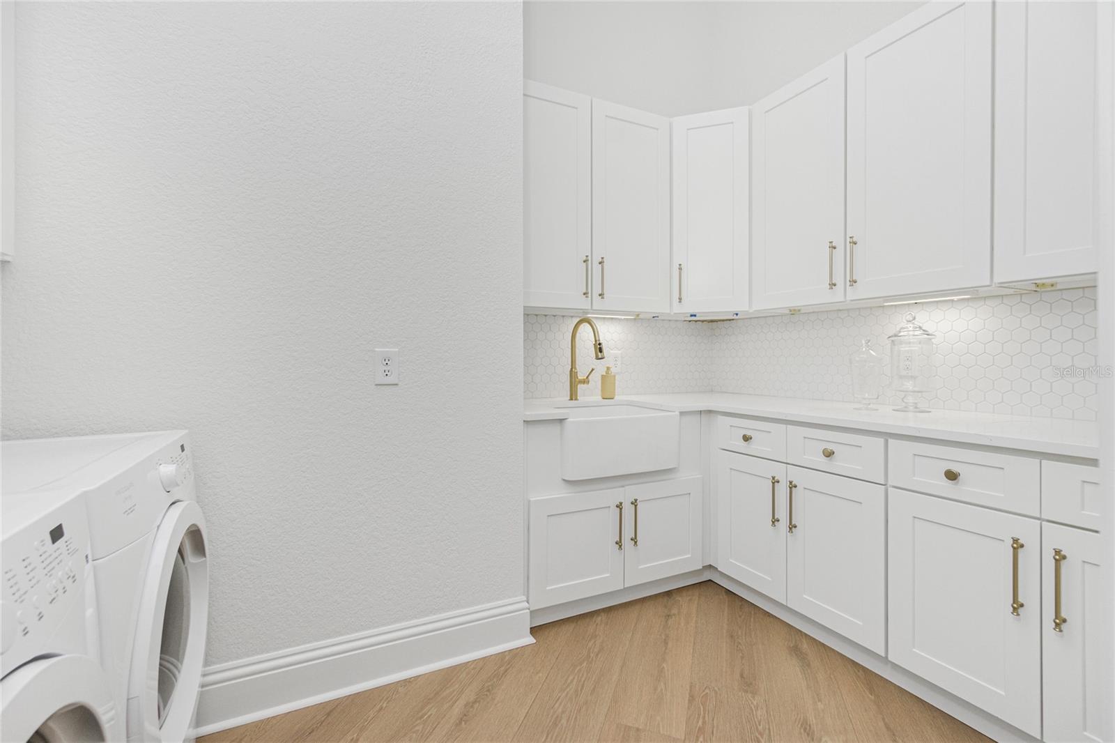 435 LA SILA CT, PUNTA GORDA, FL, 33950