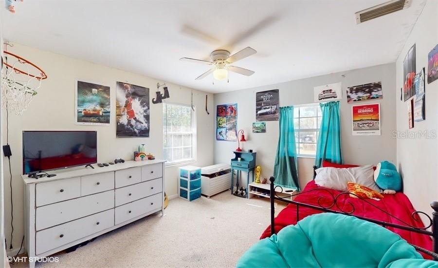 131 S SHERIDAN AVE, DELAND, FL, 32720