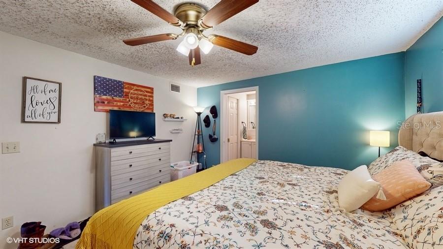 131 S SHERIDAN AVE, DELAND, FL, 32720