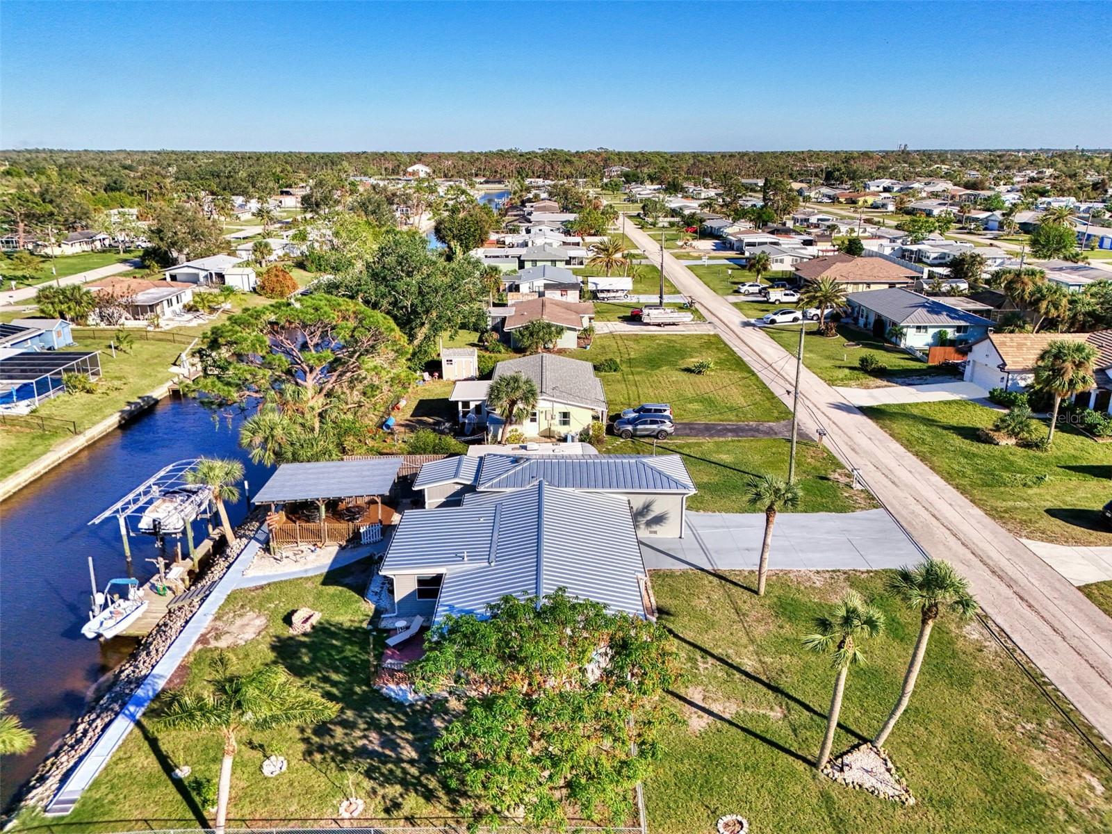 824 E 6TH ST, ENGLEWOOD, FL, 34223