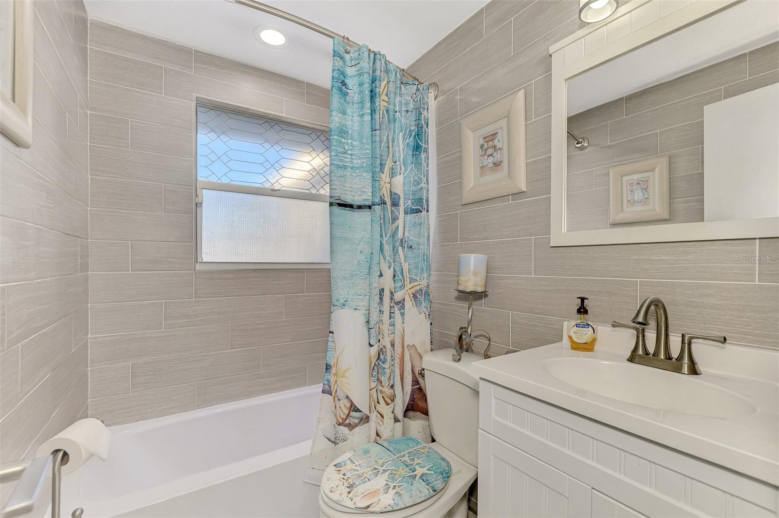 824 E 6TH ST, ENGLEWOOD, FL, 34223