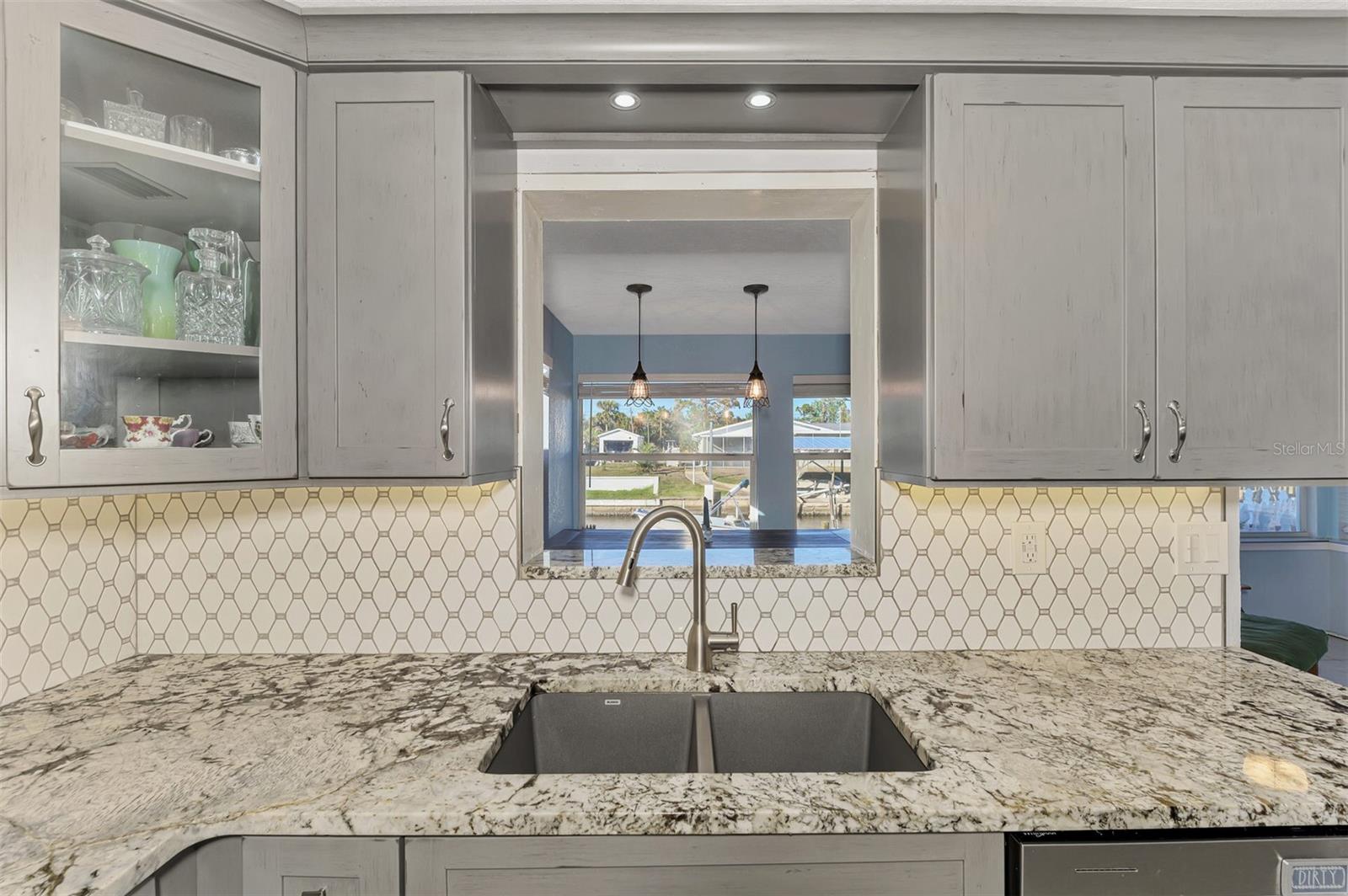 824 E 6TH ST, ENGLEWOOD, FL, 34223