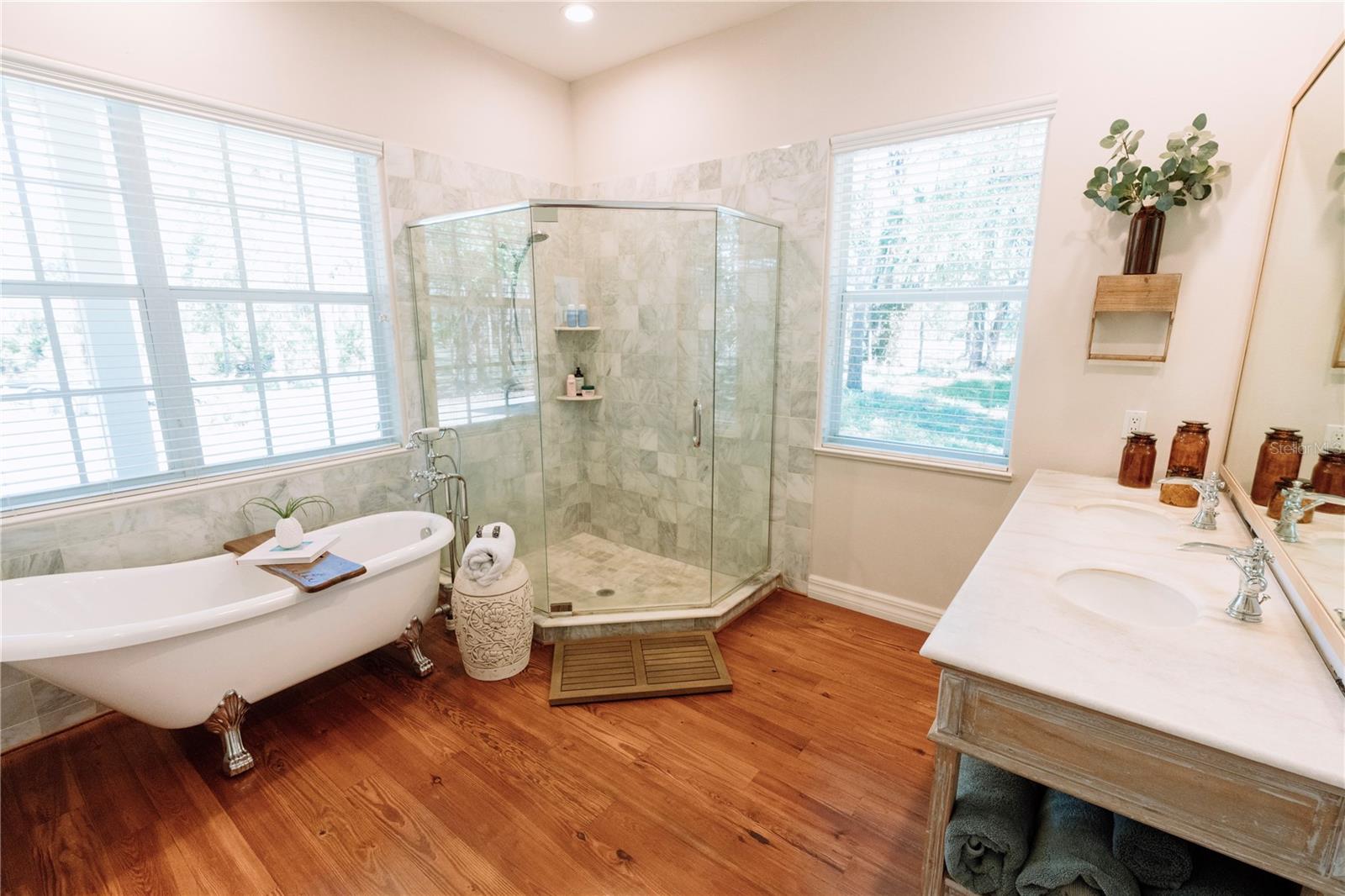 240 SNYDER DR, VENICE, FL, 34292