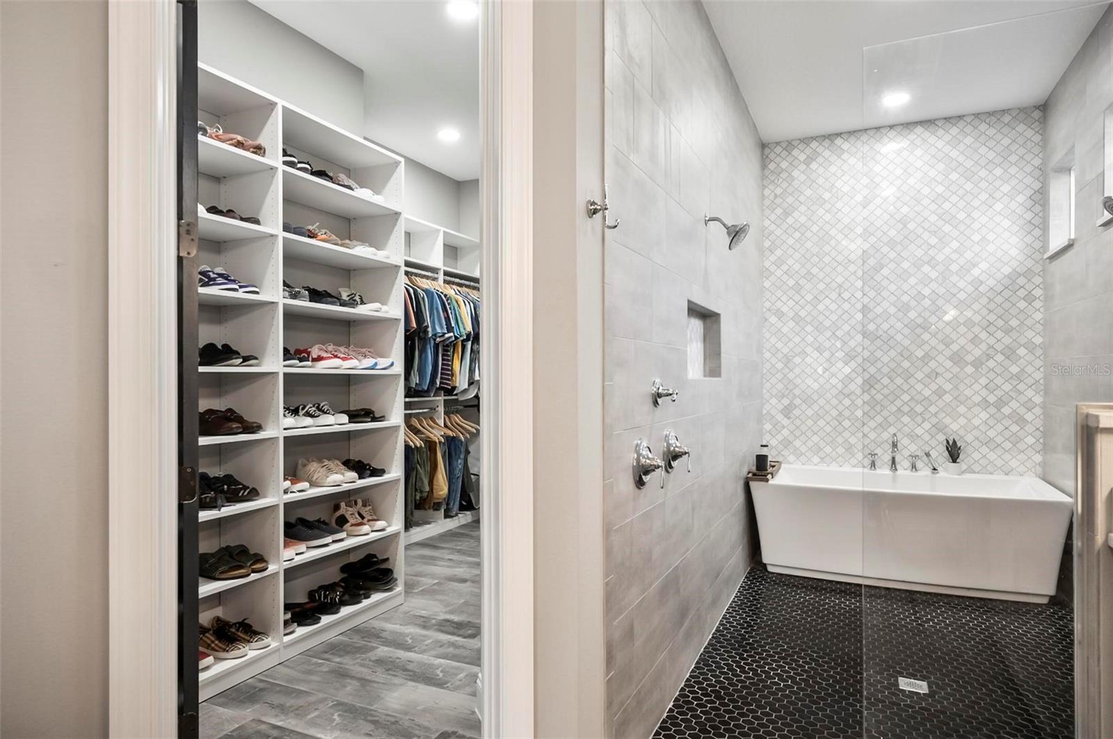 291 S RIVERWALK DR, PALM COAST, FL, 32137