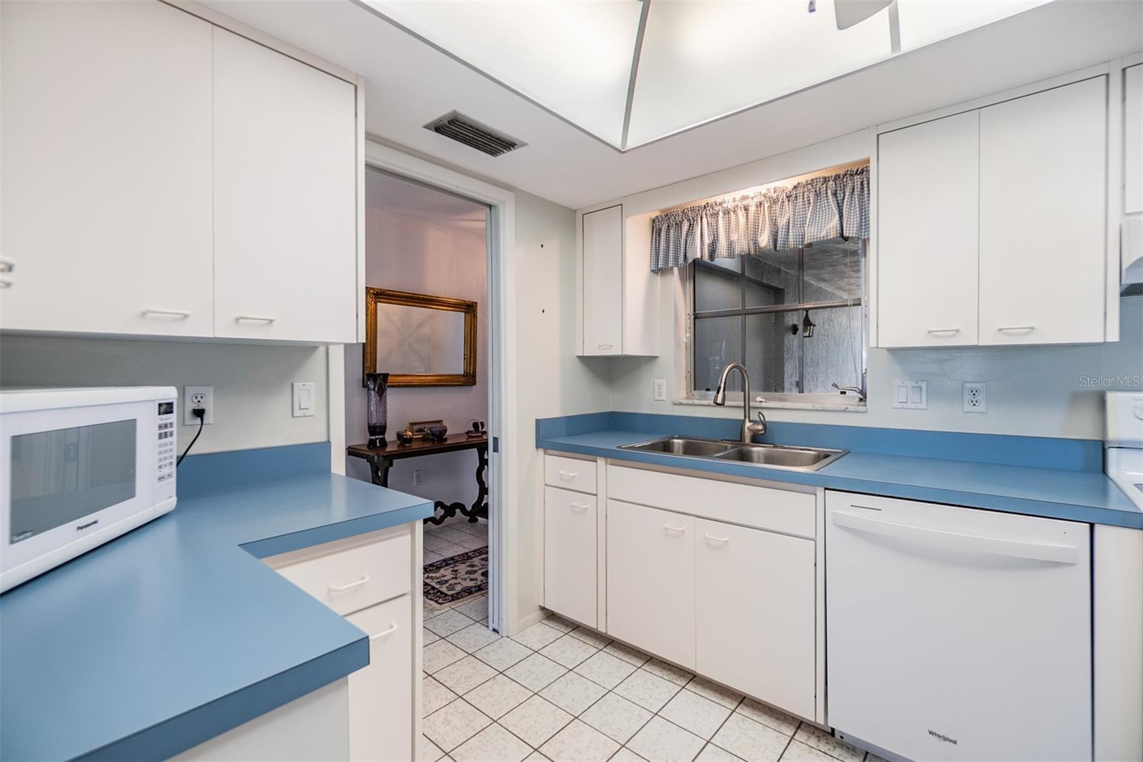 3641 SOMERVILLE DR #1506, SARASOTA, FL, 34232