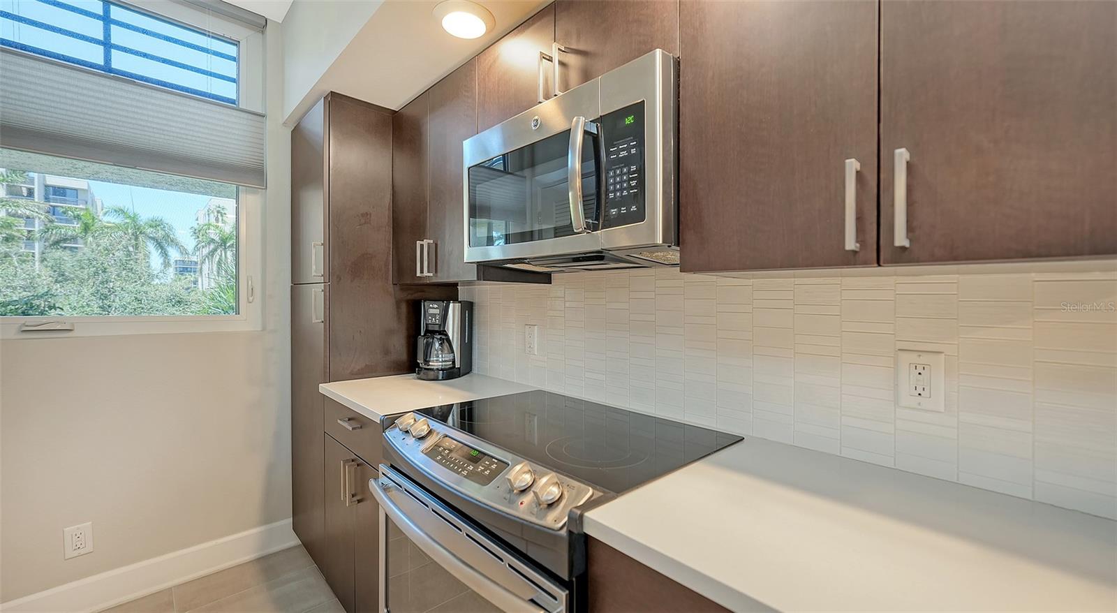 1065 GULF OF MEXICO DR #104, LONGBOAT KEY, FL, 34228