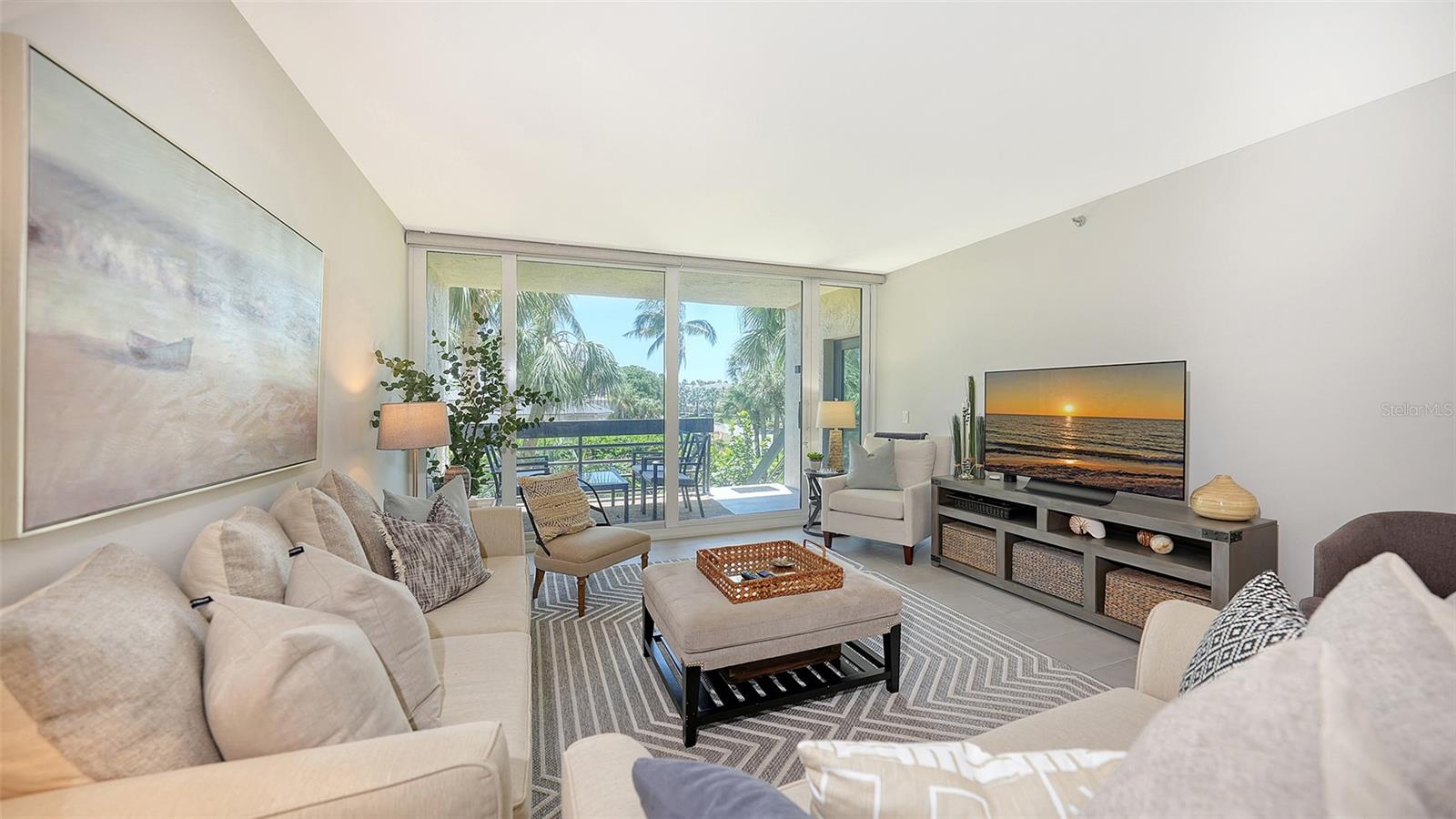 1065 GULF OF MEXICO DR #104, LONGBOAT KEY, FL, 34228