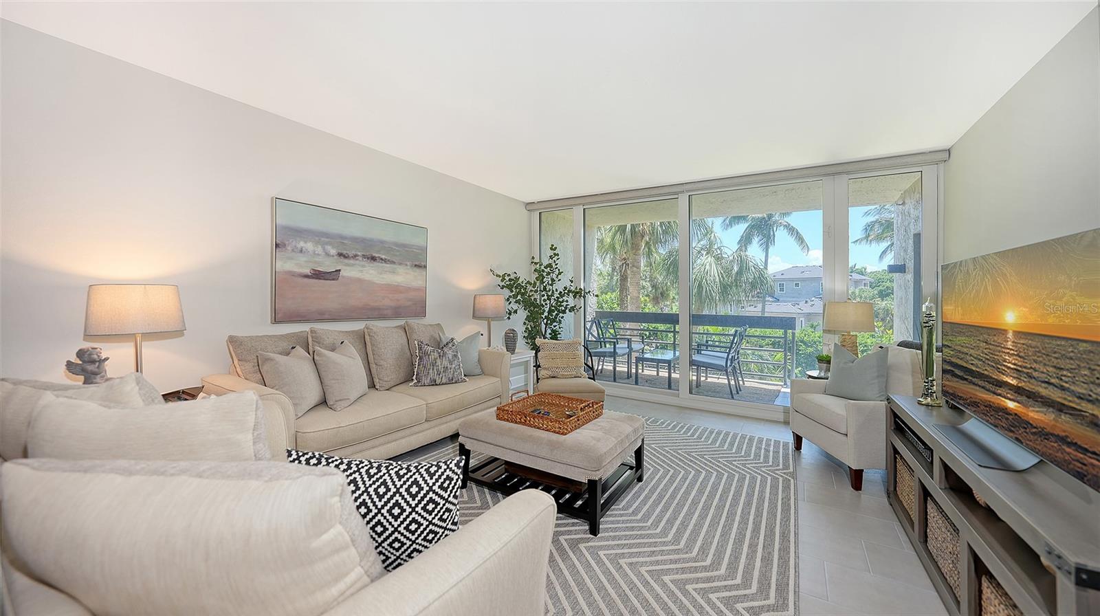 1065 GULF OF MEXICO DR #104, LONGBOAT KEY, FL, 34228