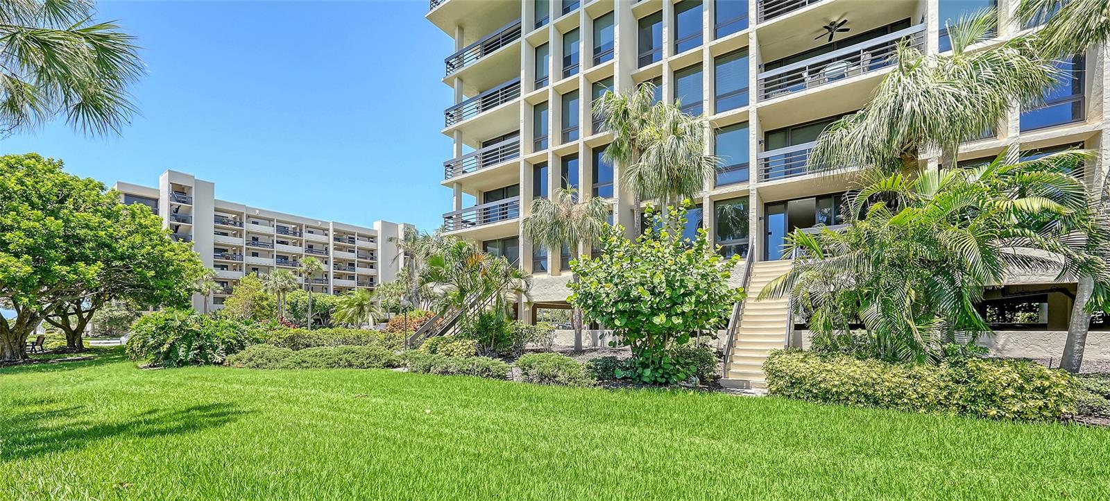 1065 GULF OF MEXICO DR #104, LONGBOAT KEY, FL, 34228