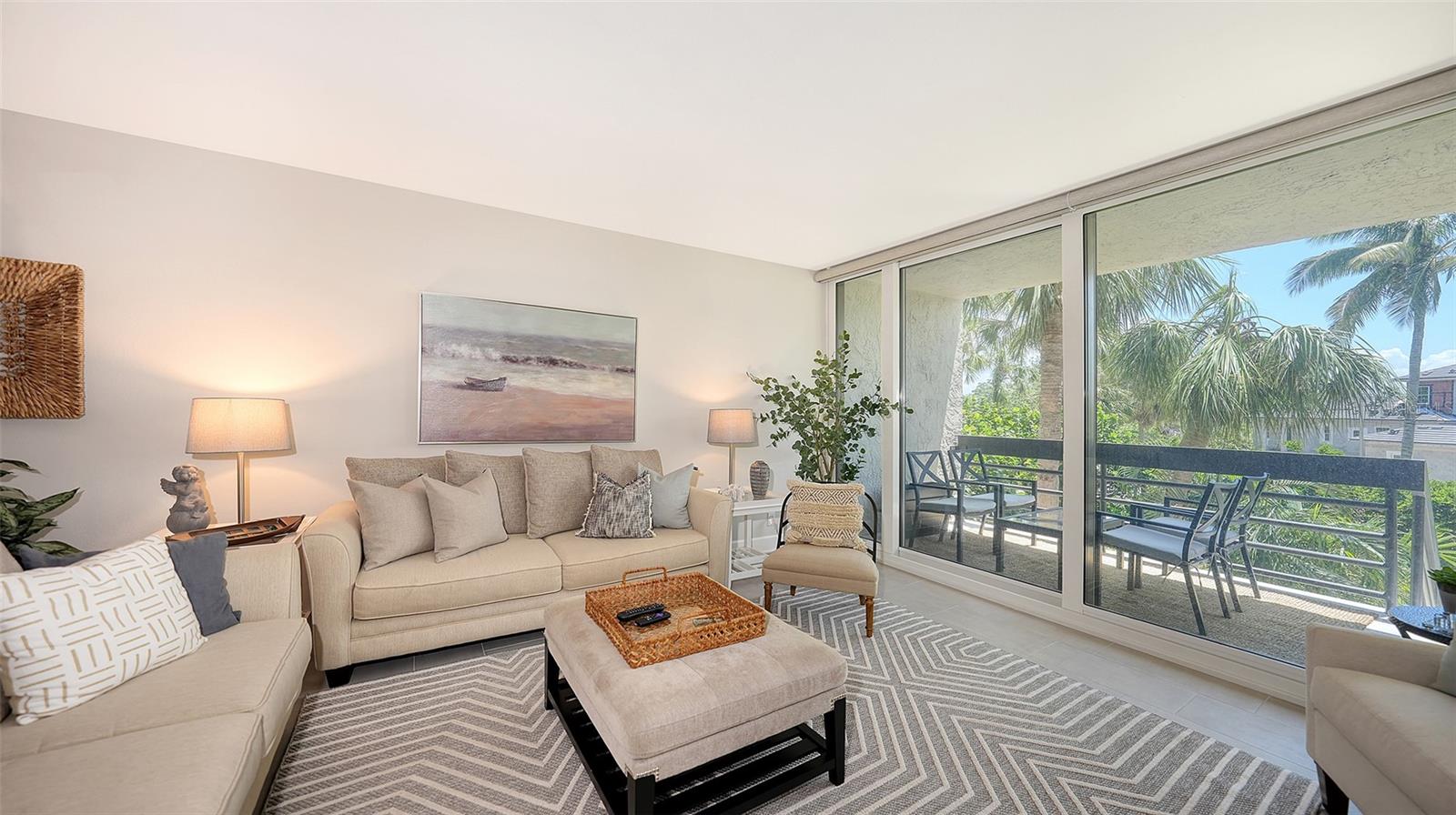 1065 GULF OF MEXICO DR #104, LONGBOAT KEY, FL, 34228