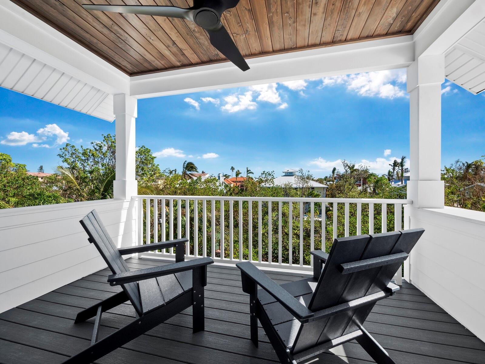 598 LYONS LN, LONGBOAT KEY, FL, 34228