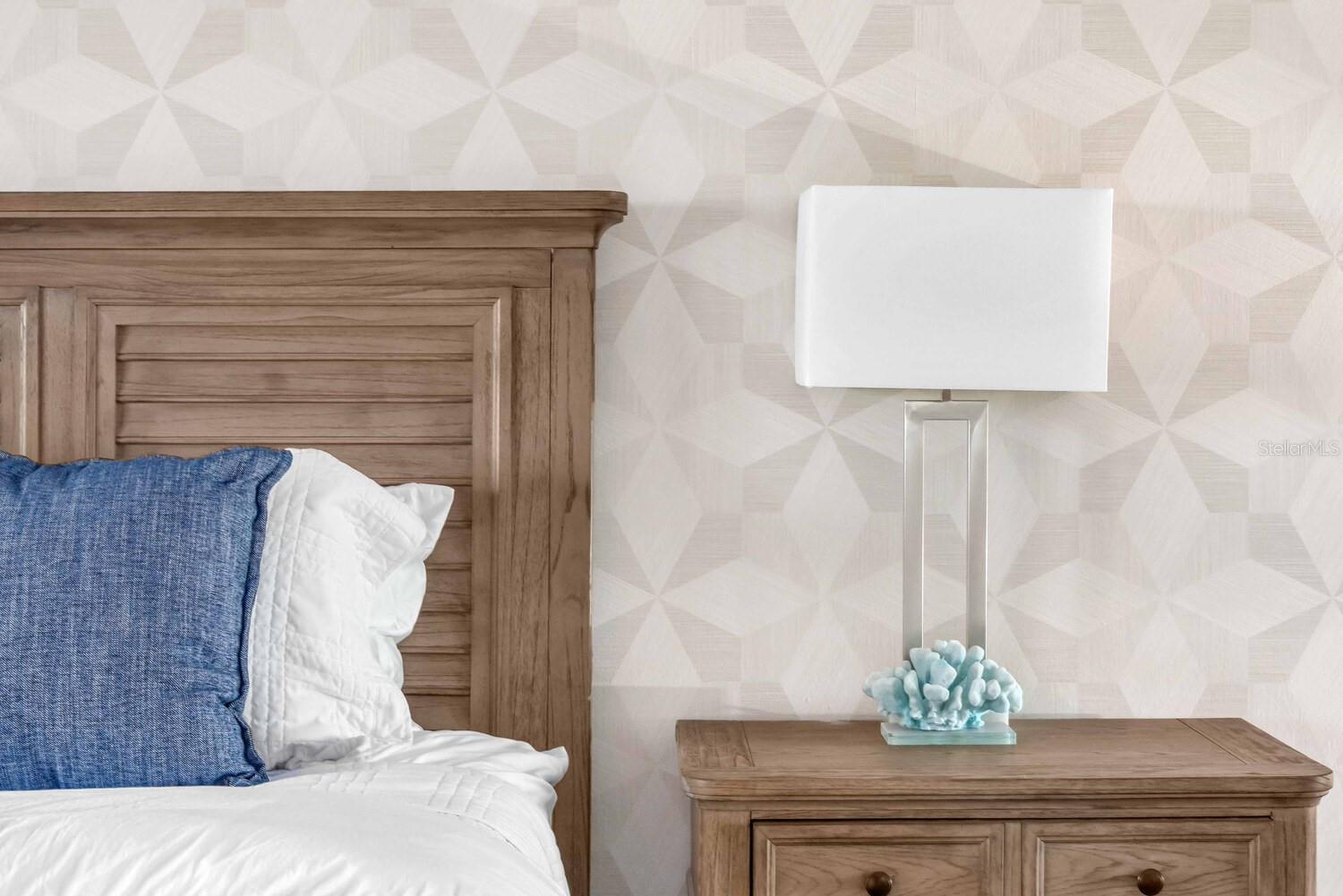 598 LYONS LN, LONGBOAT KEY, FL, 34228