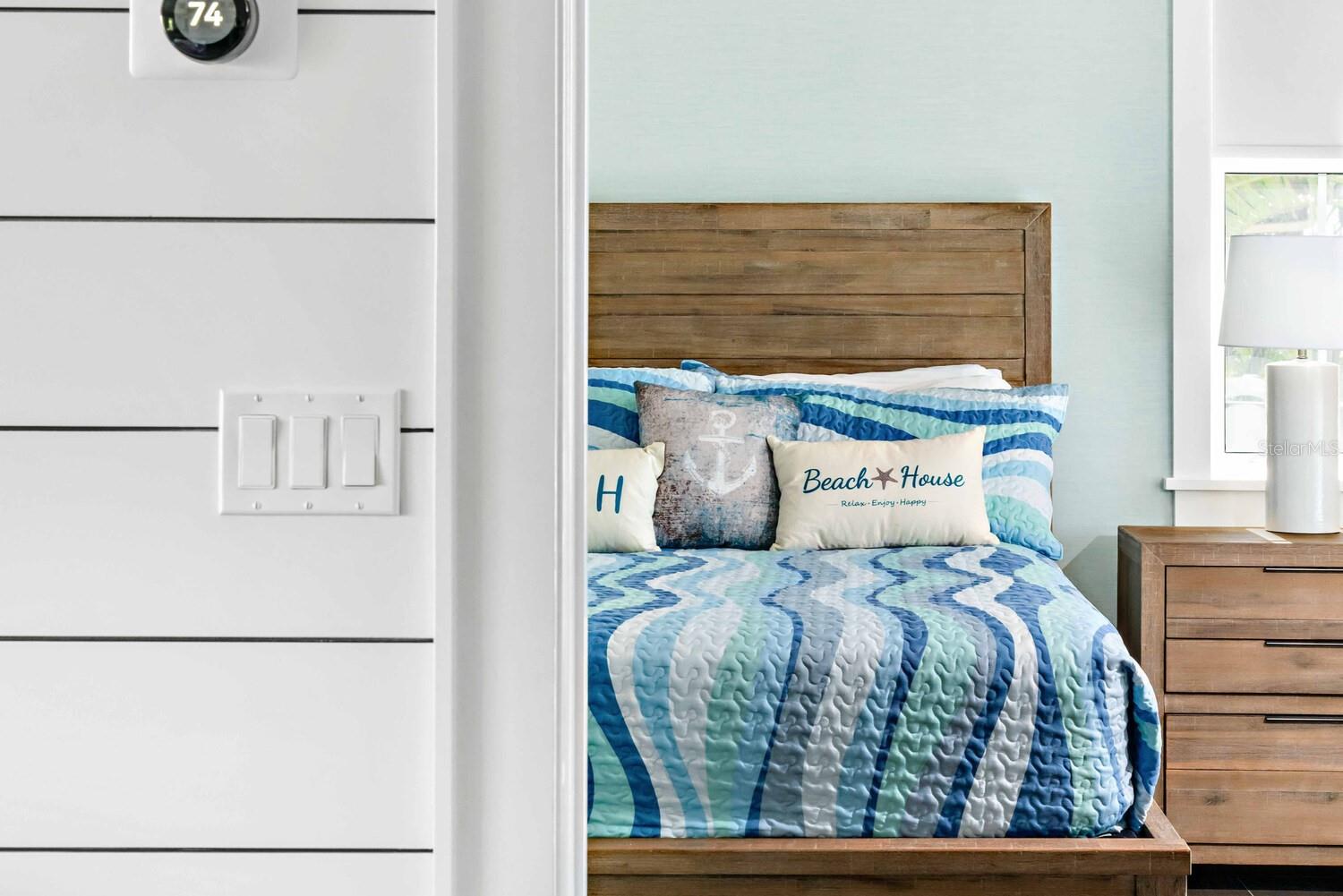 598 LYONS LN, LONGBOAT KEY, FL, 34228