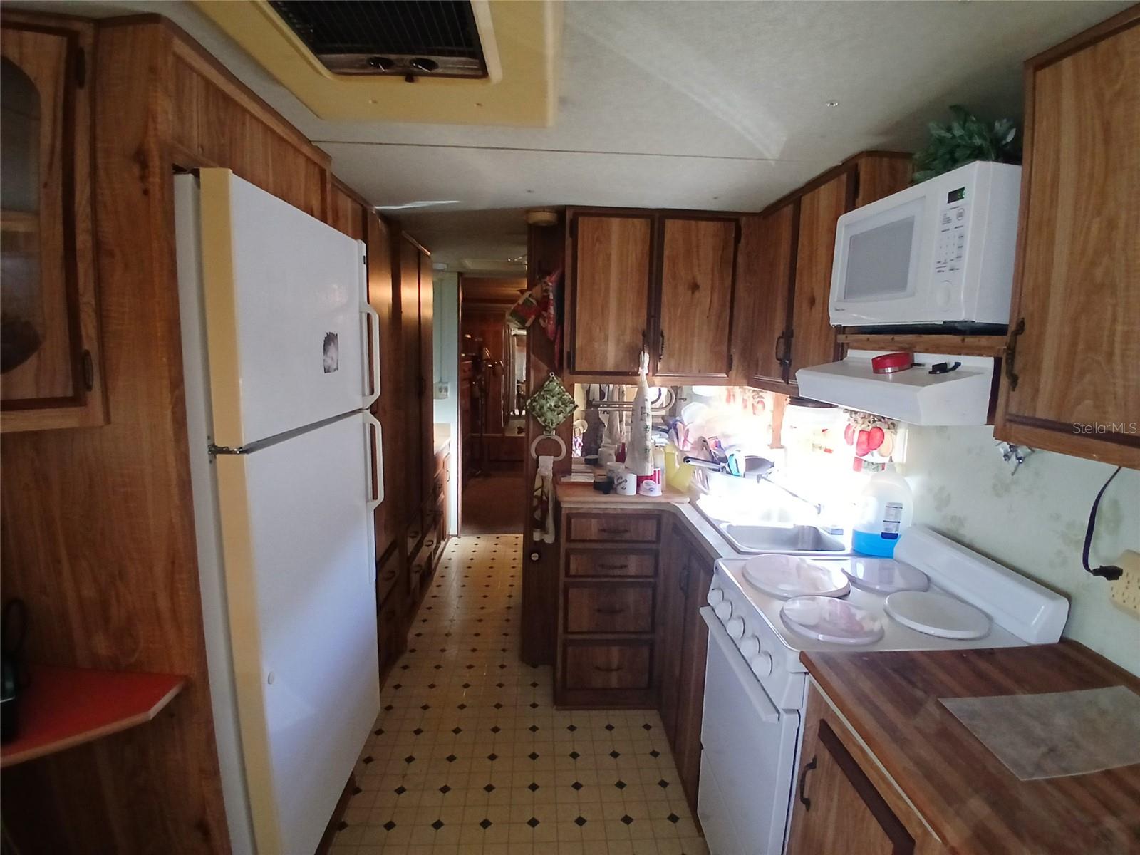 38026 BLUEBIRD CIR, LEESBURG, FL, 34788