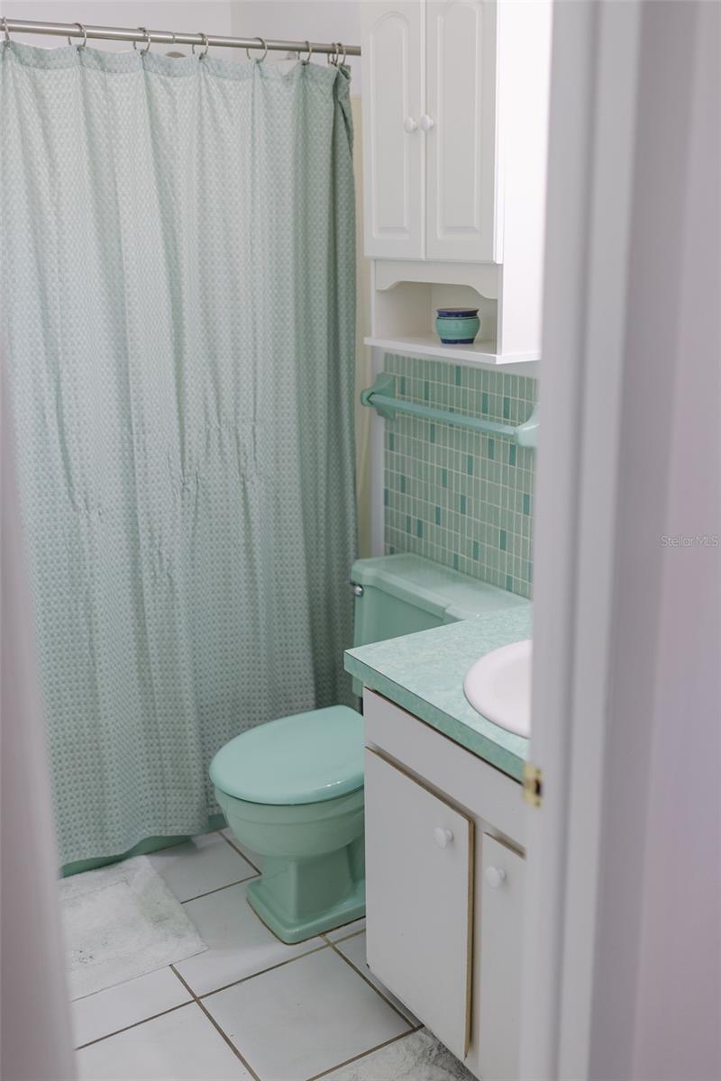 707 BEVERLY AVE, ALTAMONTE SPRINGS, FL, 32701