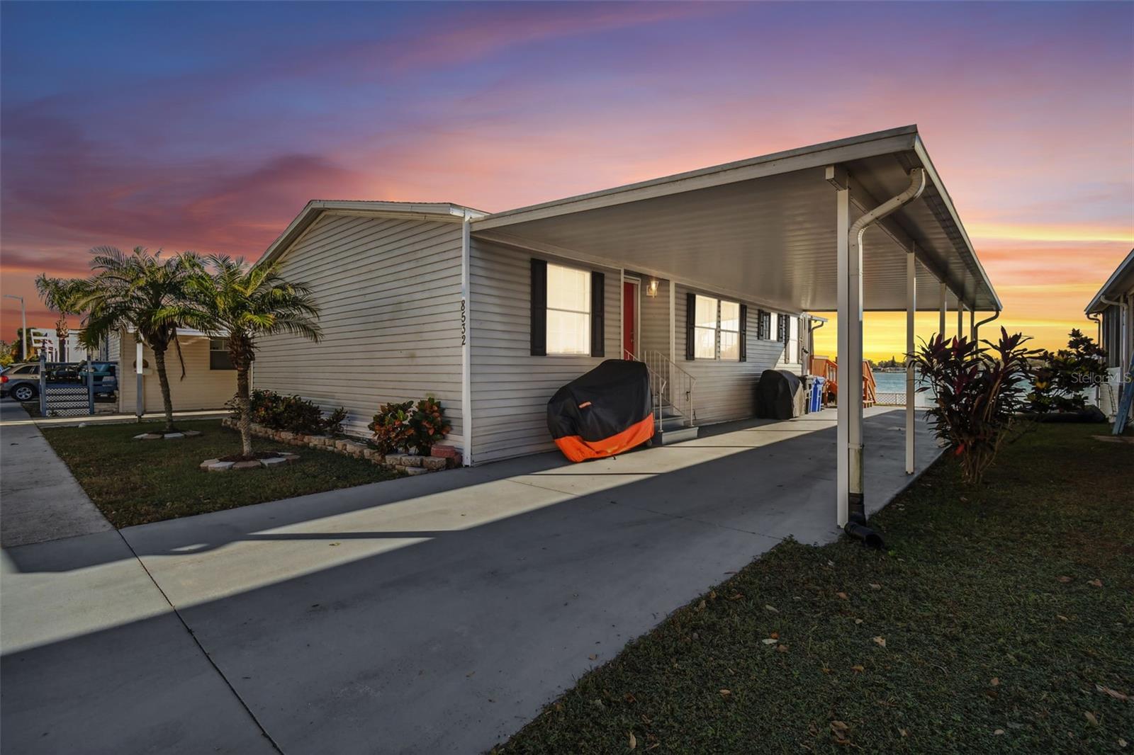 8532 FANTASIA PARK WAY, RIVERVIEW, FL, 33578