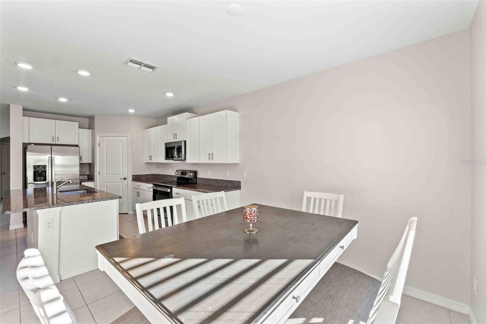6688 BACK FORTY LOOP, ZEPHYRHILLS, FL, 33541