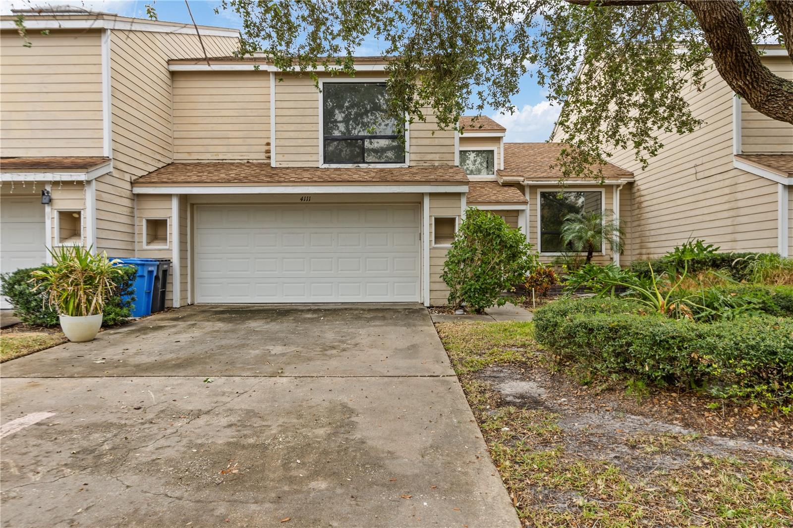 4111 STARFISH LN #6, TAMPA, FL, 33615