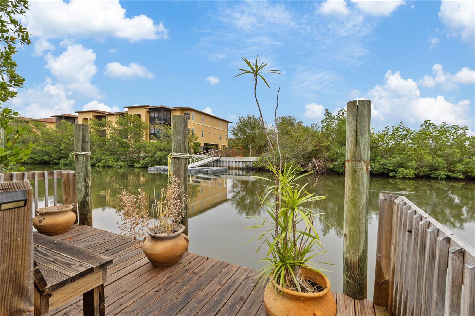 4111 STARFISH LN #6, TAMPA, FL, 33615