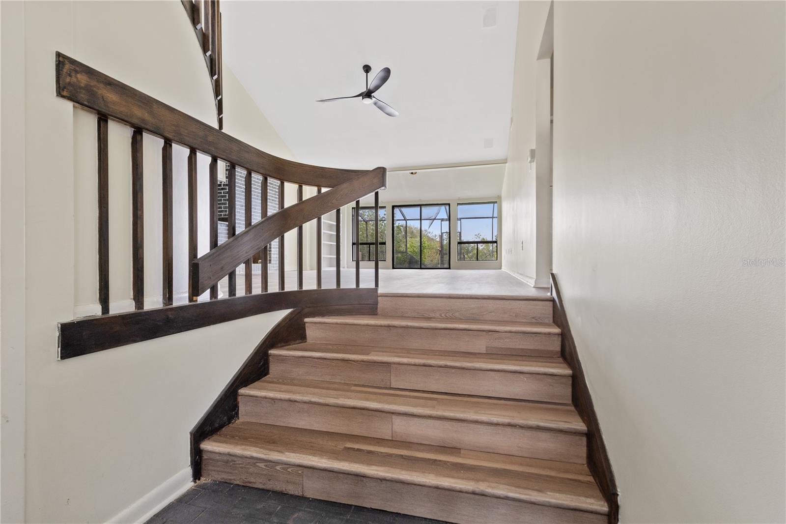 4111 STARFISH LN #6, TAMPA, FL, 33615
