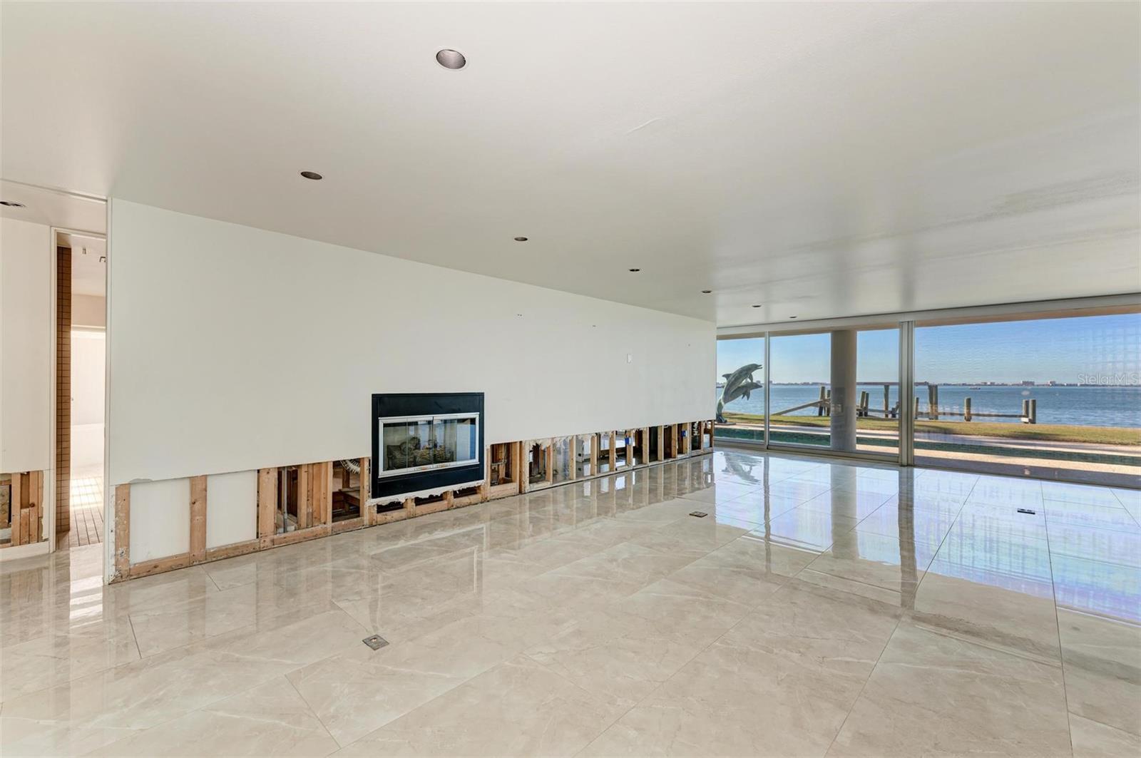 320 S SHORE DR, SARASOTA, FL, 34234