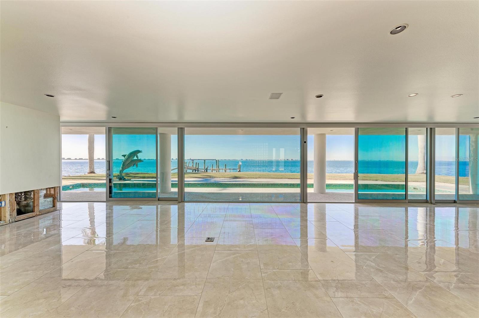 320 S SHORE DR, SARASOTA, FL, 34234