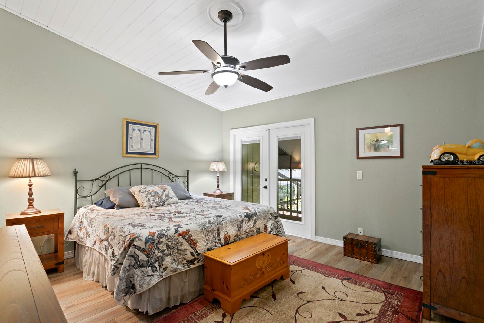 4253 GOLF CLUB LN, TAMPA, FL, 33618