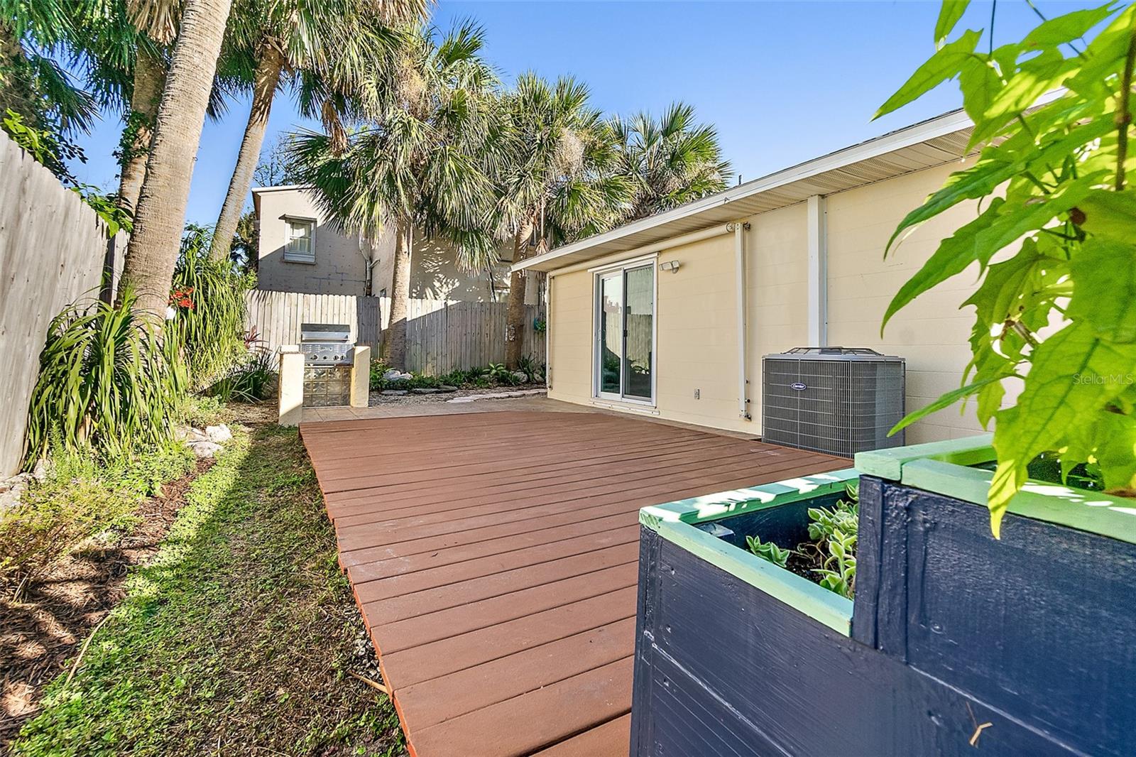 503 PHOENIX AVE, DAYTONA BEACH, FL, 32118