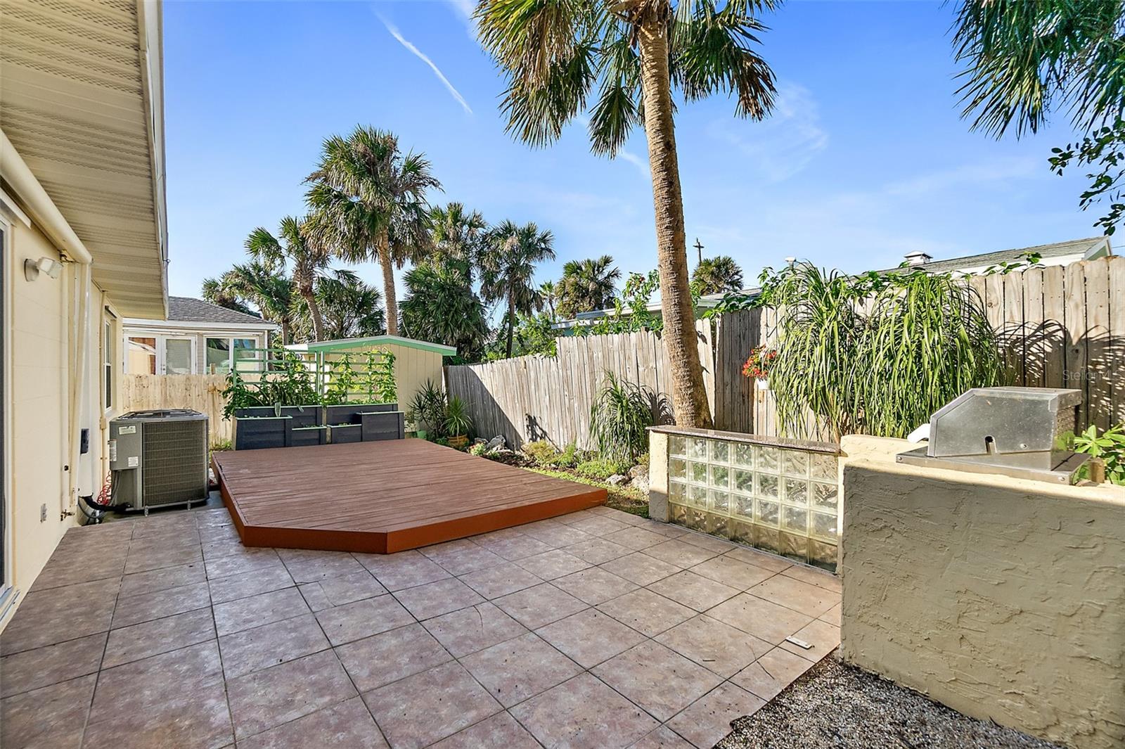 503 PHOENIX AVE, DAYTONA BEACH, FL, 32118