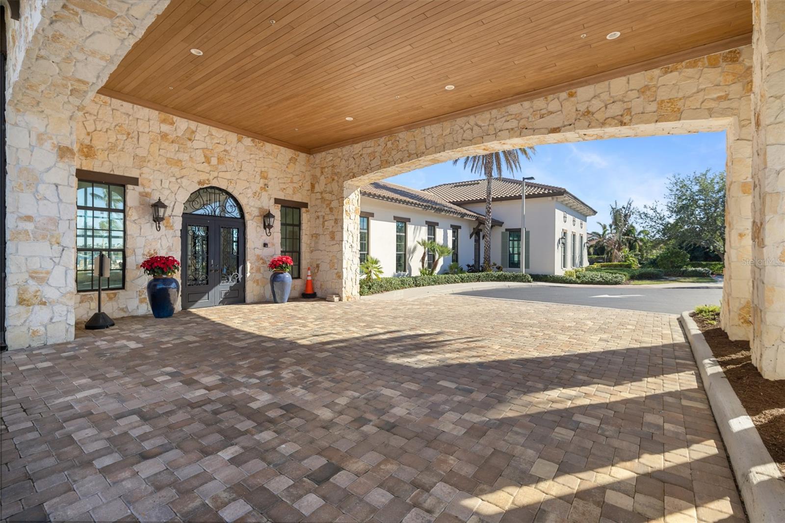660 RAVELLO BLVD, NOKOMIS, FL, 34275