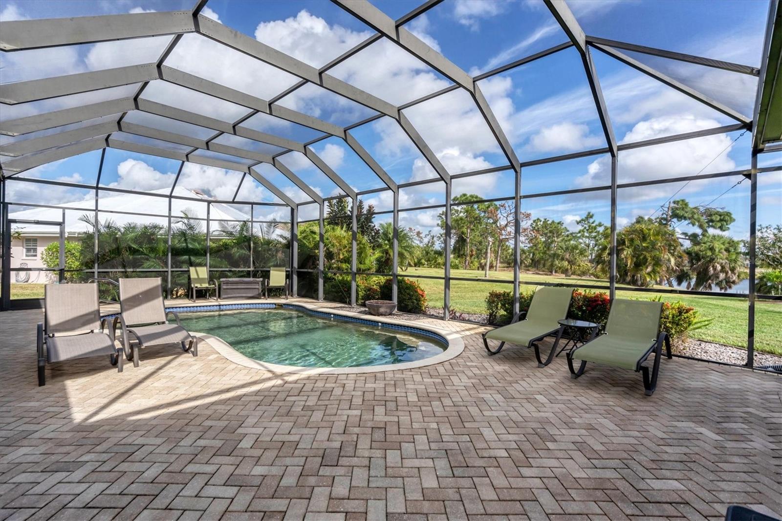 2 SPORTSMAN TER, ROTONDA WEST, FL, 33947