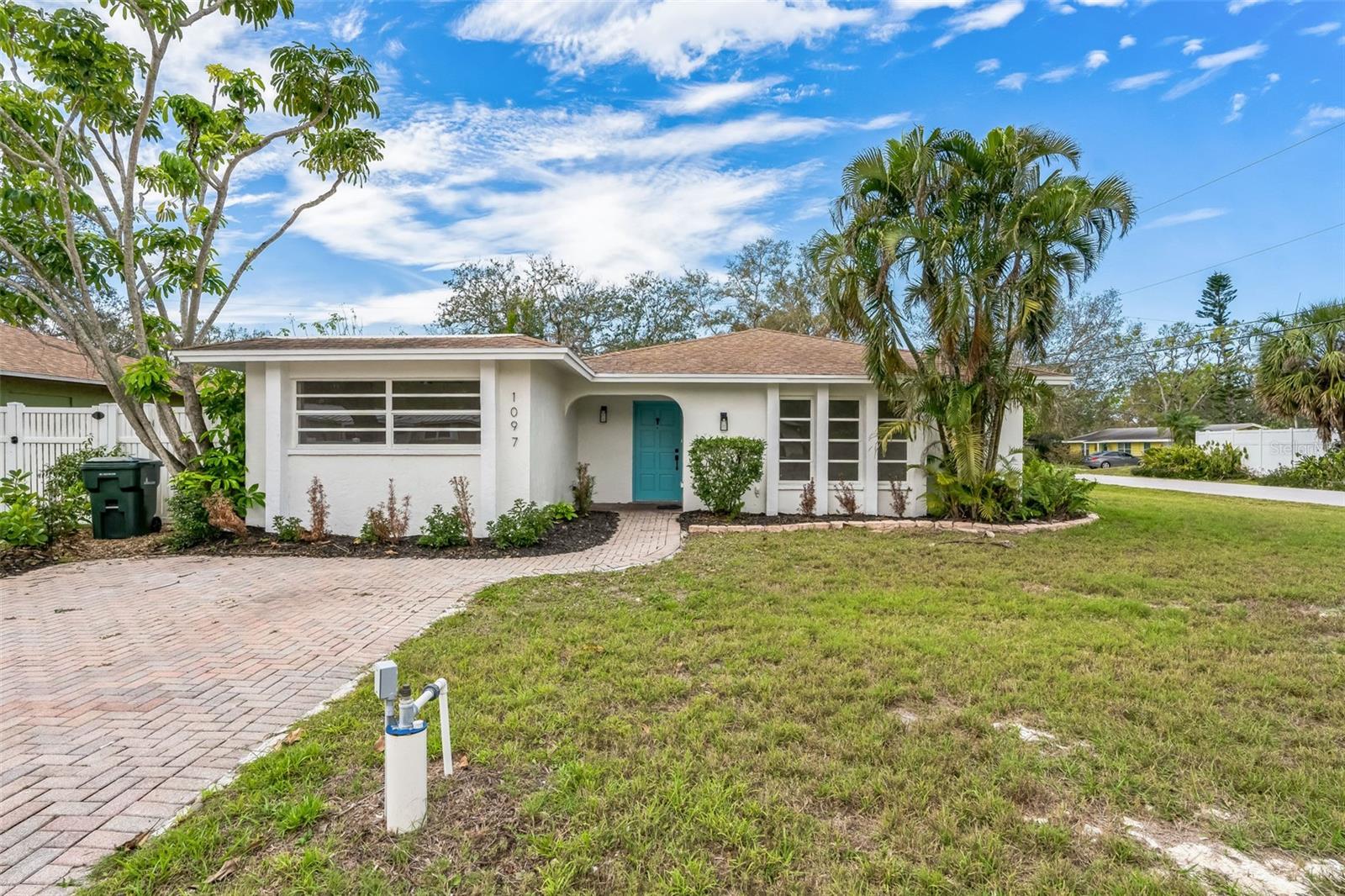 1097 WILLIS AVE, SARASOTA, FL, 34232