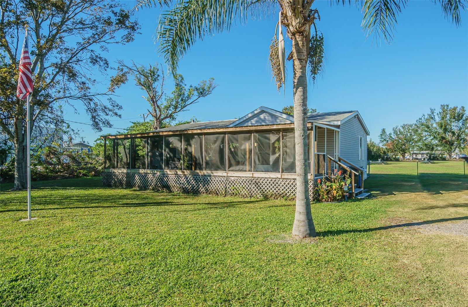 712 21ST AVE SE, RUSKIN, FL, 33570