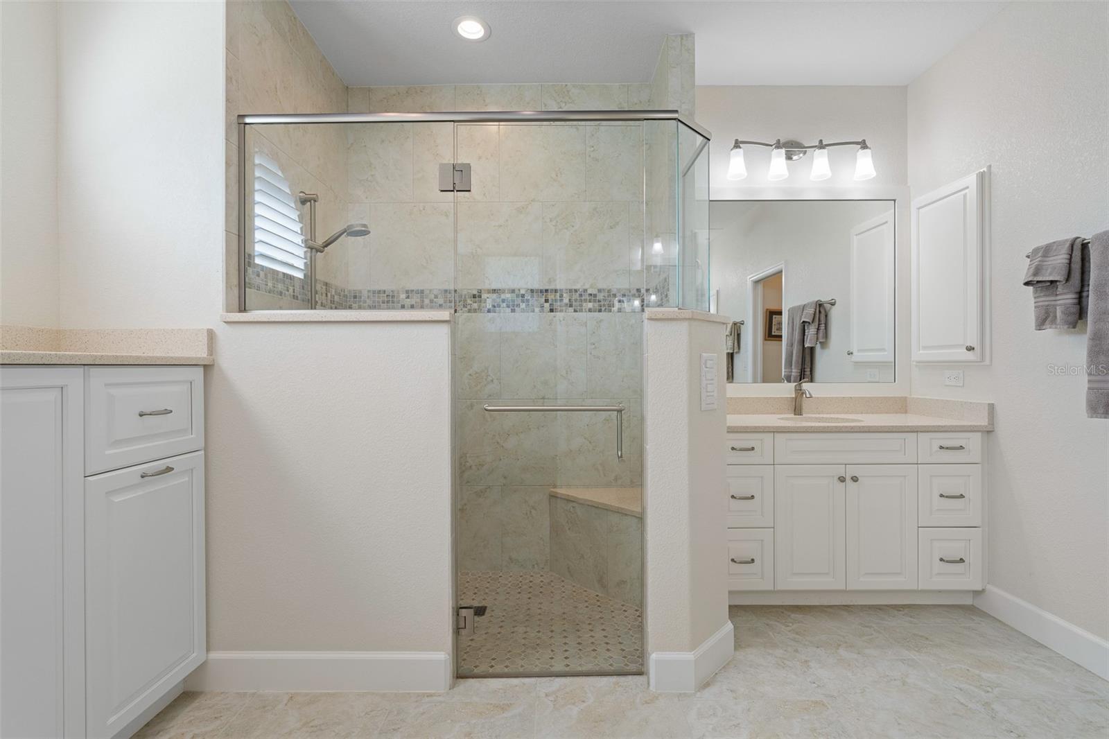 566 PORT BENDRES DR, PUNTA GORDA, FL, 33950